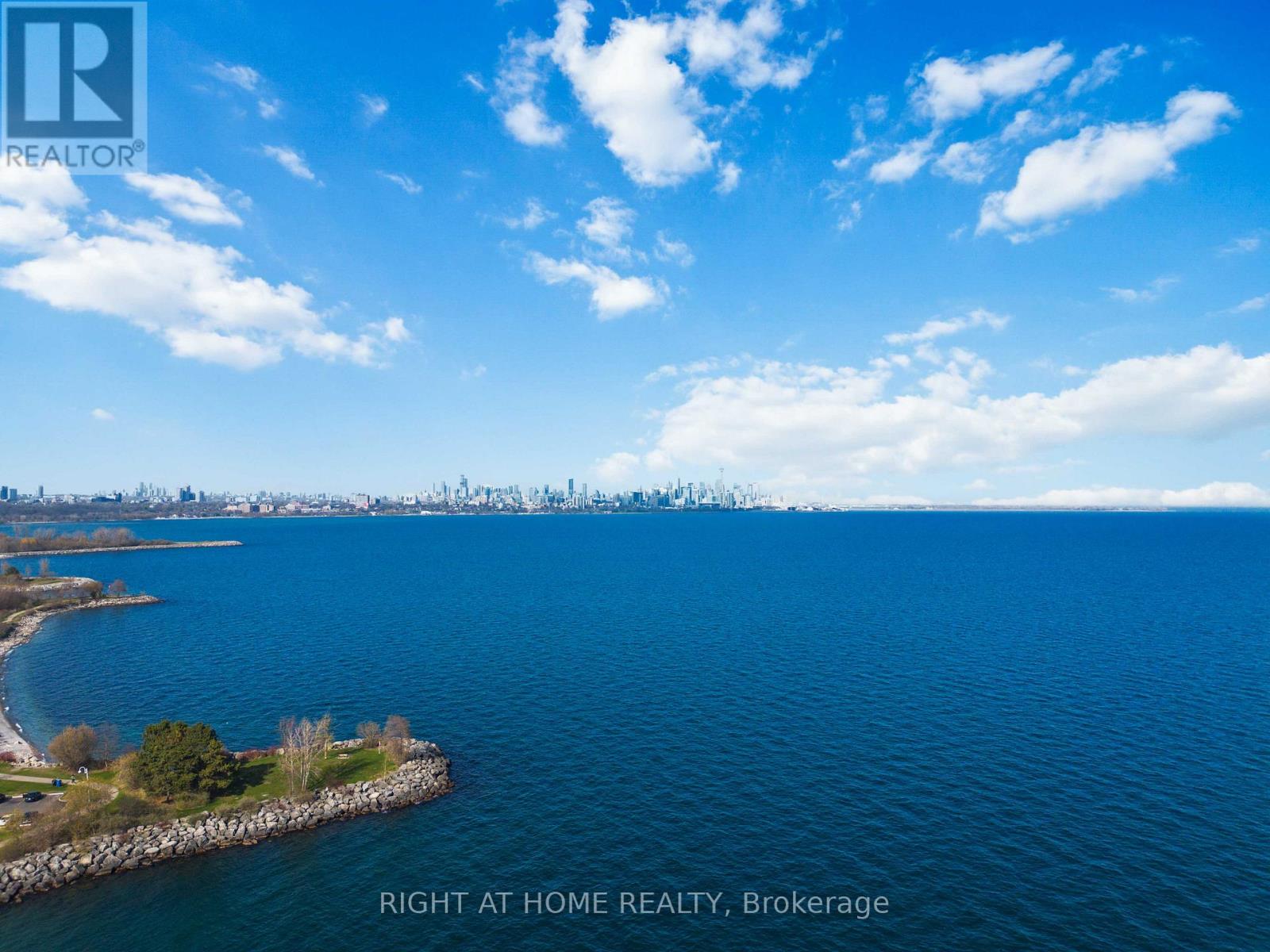 2205 - 90 Park Lawn Road, Toronto (Mimico), Ontario  M8Y 0B6 - Photo 39 - W12693912