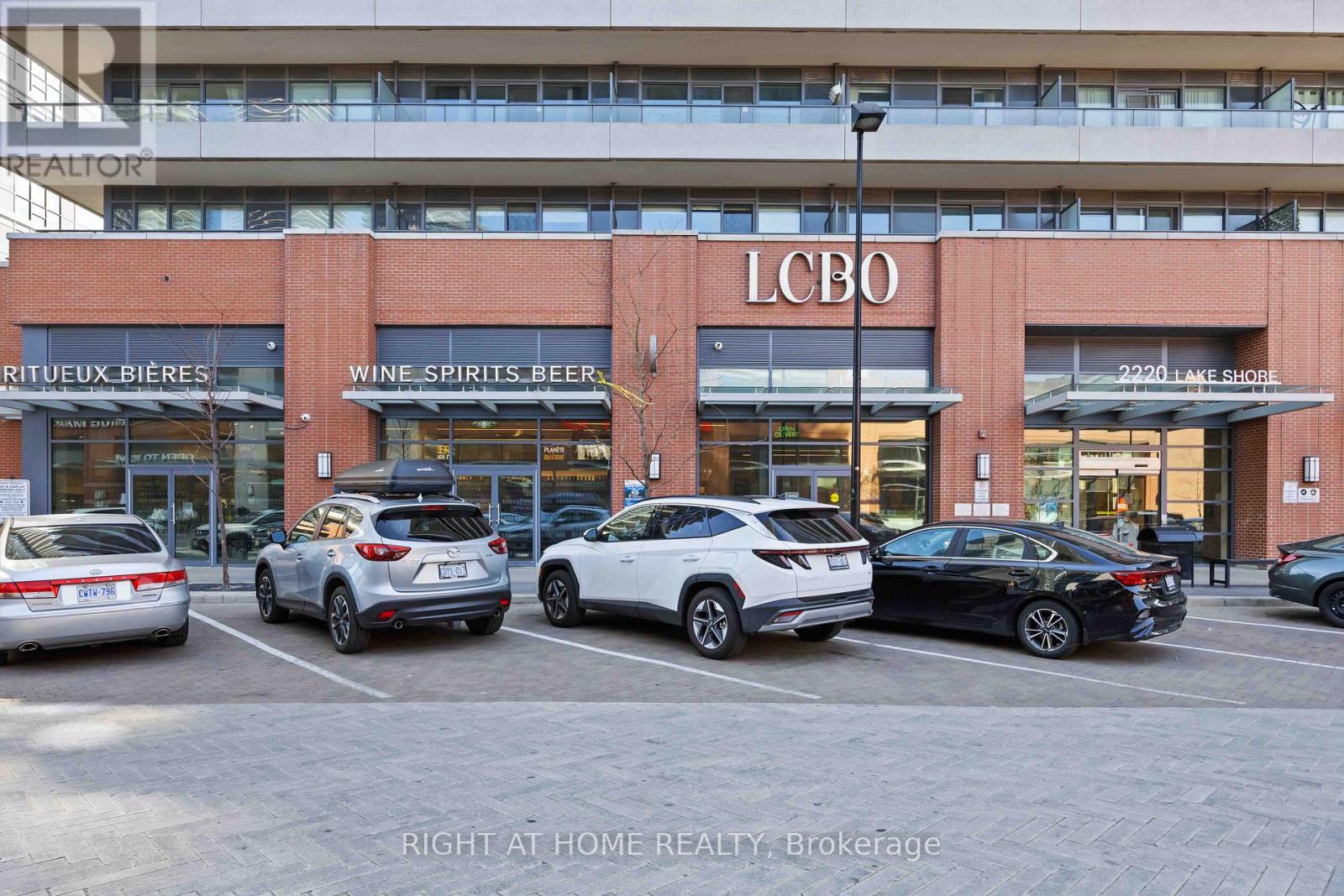 2205 - 90 Park Lawn Road, Toronto (Mimico), Ontario  M8Y 0B6 - Photo 40 - W12693912