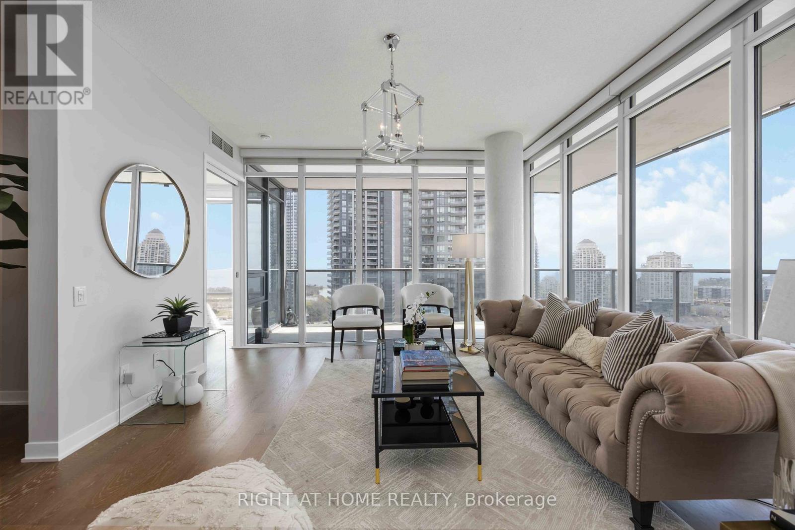 2205 - 90 Park Lawn Road, Toronto (Mimico), Ontario  M8Y 0B6 - Photo 7 - W12693912