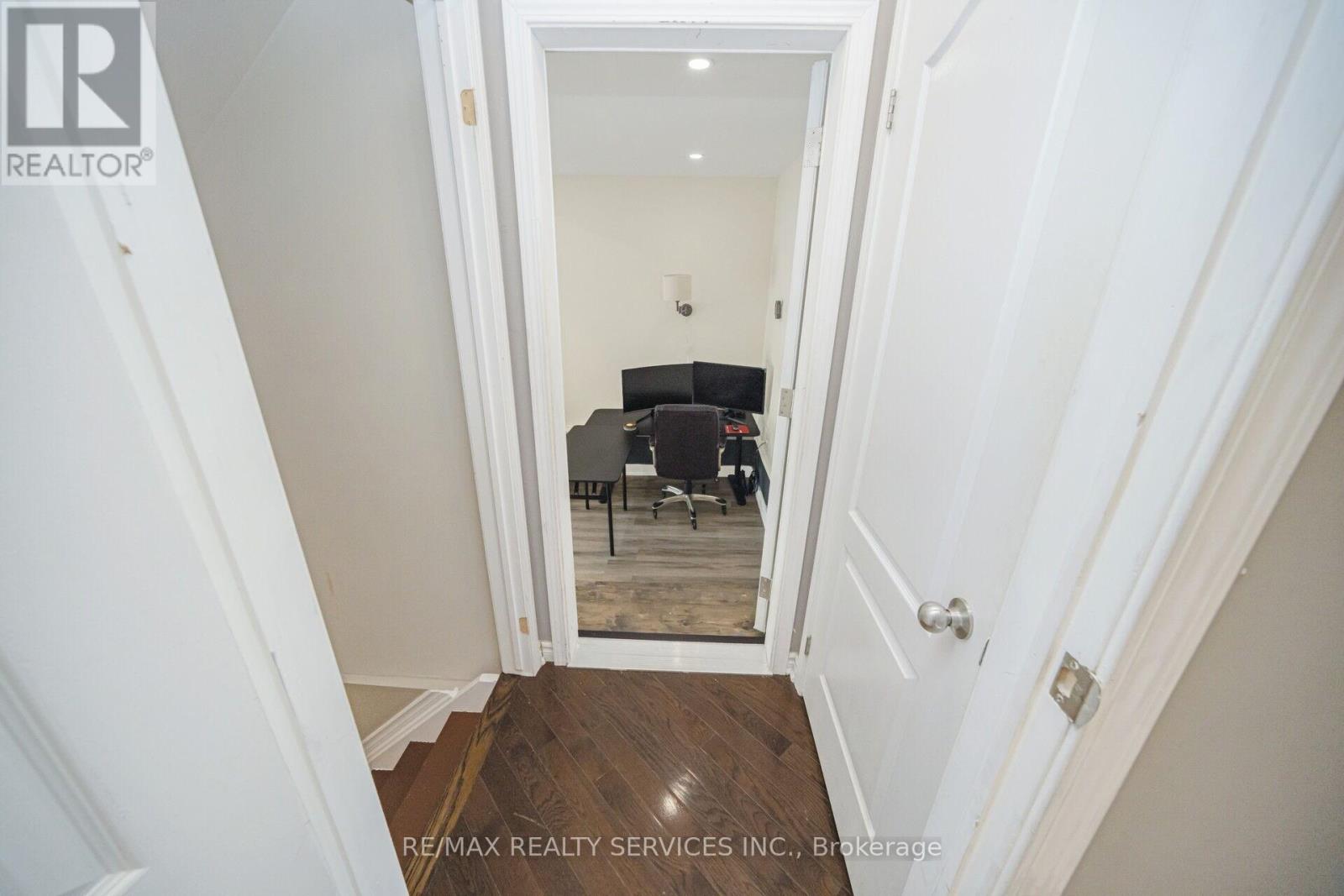 472 Tonelli Lane, Milton (Ha Harrison), Ontario  L9T 0N5 - Photo 35 - W12693920