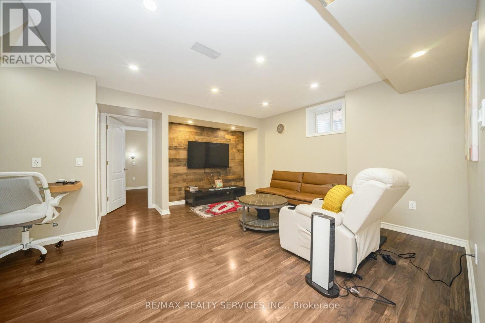 472 Tonelli Lane, Milton (Ha Harrison), Ontario  L9T 0N5 - Photo 38 - W12693920