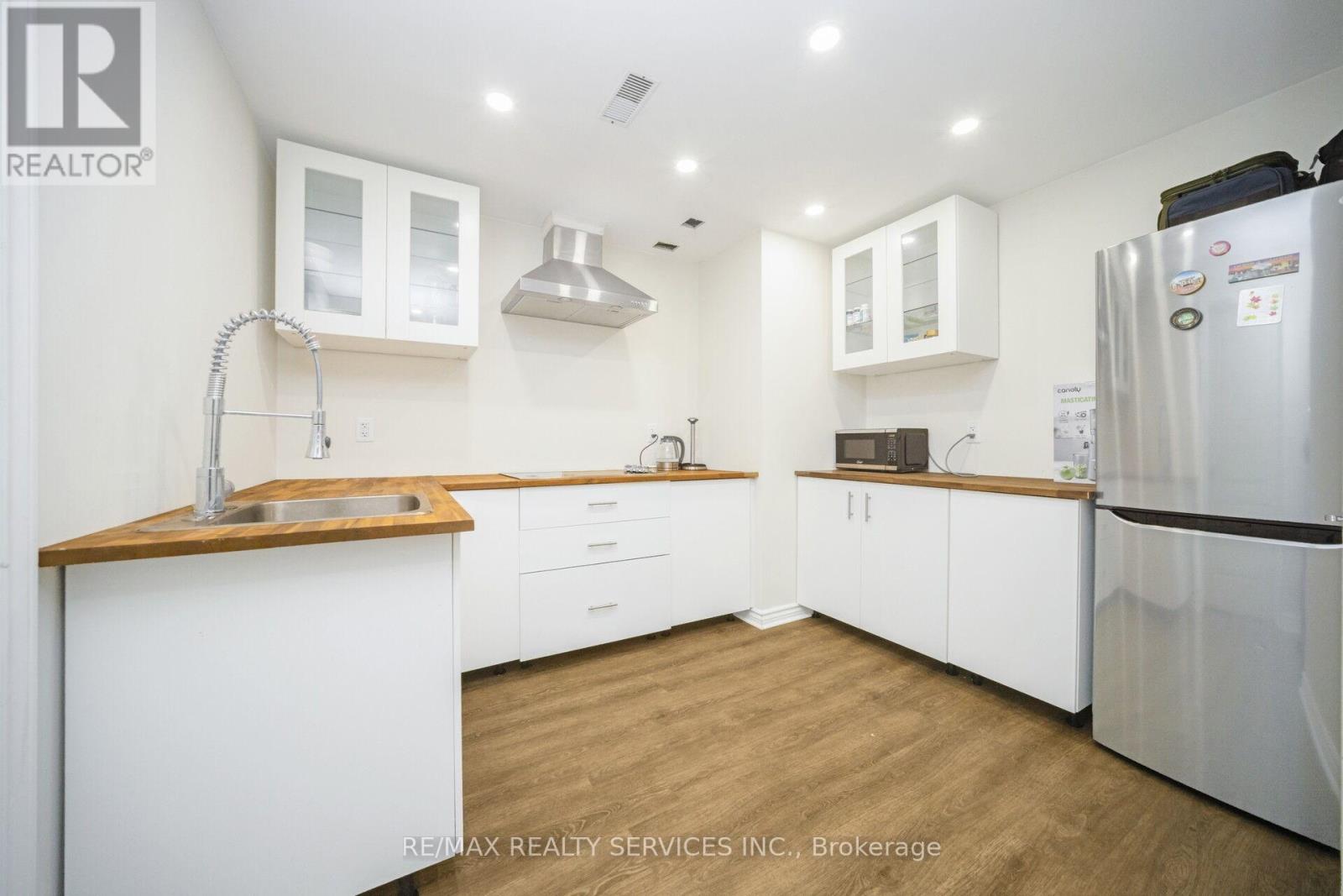 472 Tonelli Lane, Milton (Ha Harrison), Ontario  L9T 0N5 - Photo 42 - W12693920