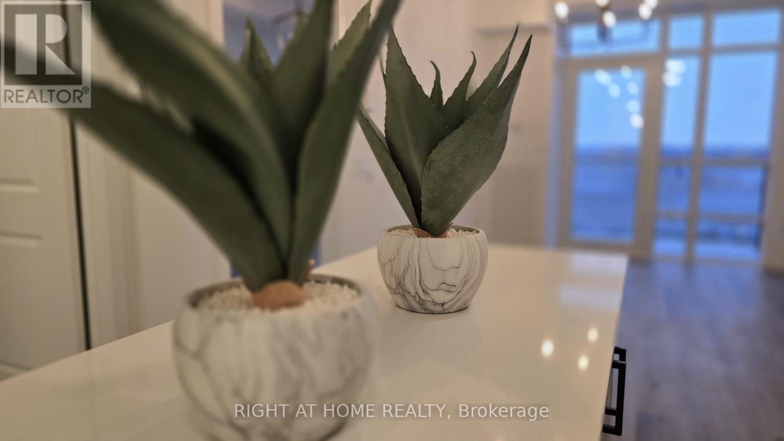 603 - 461 Green Road, Hamilton (Lakeshore), Ontario  L8E 0L5 - Photo 11 - X12693900