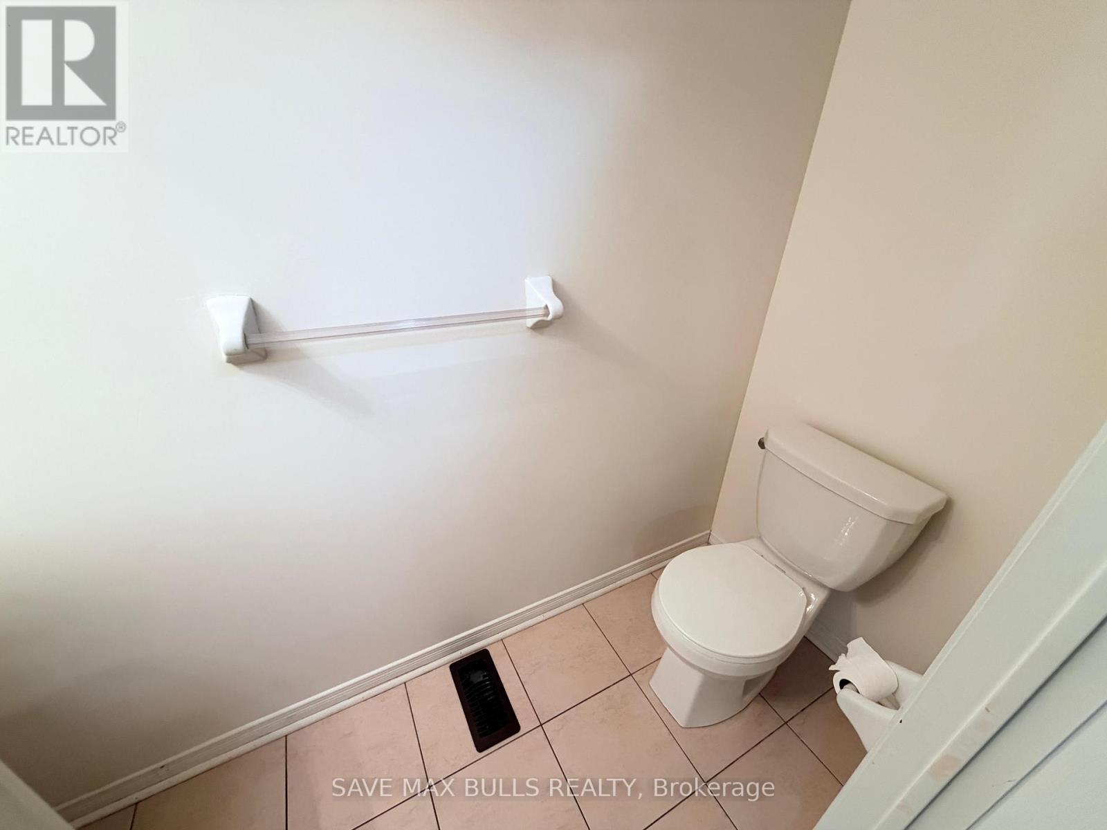 37 Magpie Way, Whitby, Ontario  L1N 0K7 - Photo 8 - E12679026