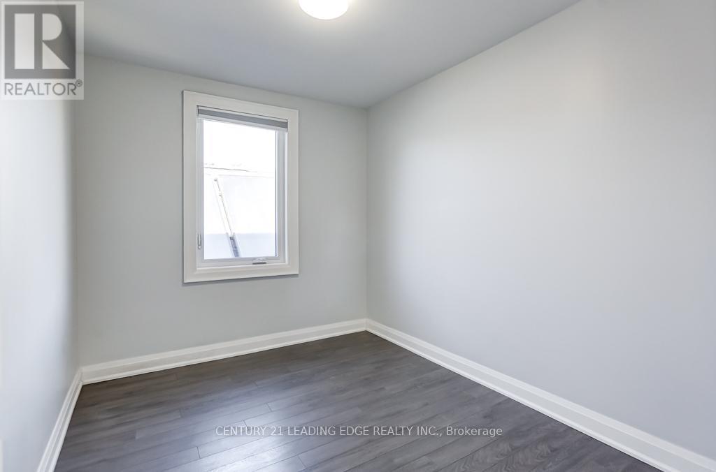 3rd Floor - 269 Leslie Street, Toronto, Ontario  M4M 3C8 - Photo 13 - E12693934