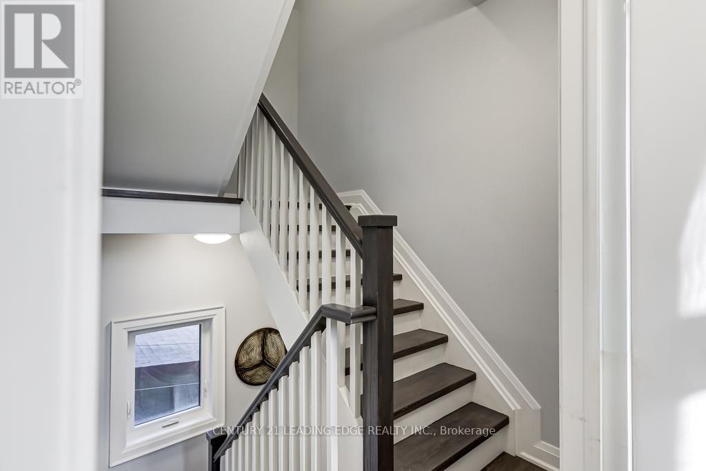 3rd Floor - 269 Leslie Street, Toronto, Ontario  M4M 3C8 - Photo 3 - E12693934