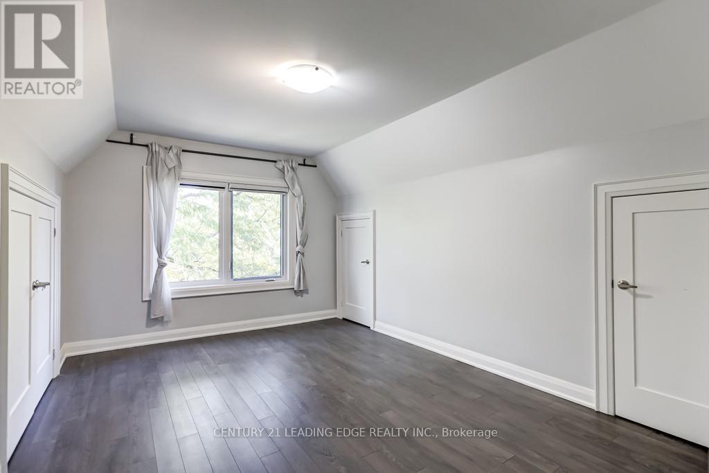 3rd Floor - 269 Leslie Street, Toronto, Ontario  M4M 3C8 - Photo 4 - E12693934