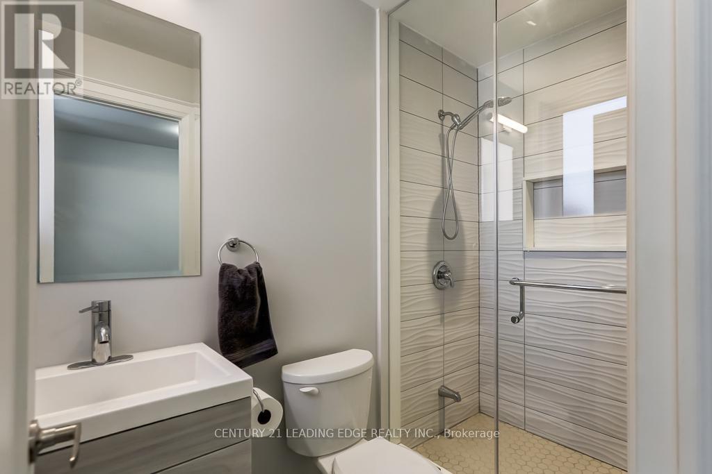 2nd Floor - 269 Leslie Street, Toronto, Ontario  M4M 3C8 - Photo 13 - E12693942