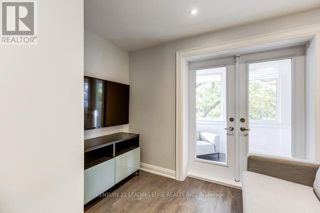 2nd Floor - 269 Leslie Street, Toronto, Ontario  M4M 3C8 - Photo 8 - E12693942