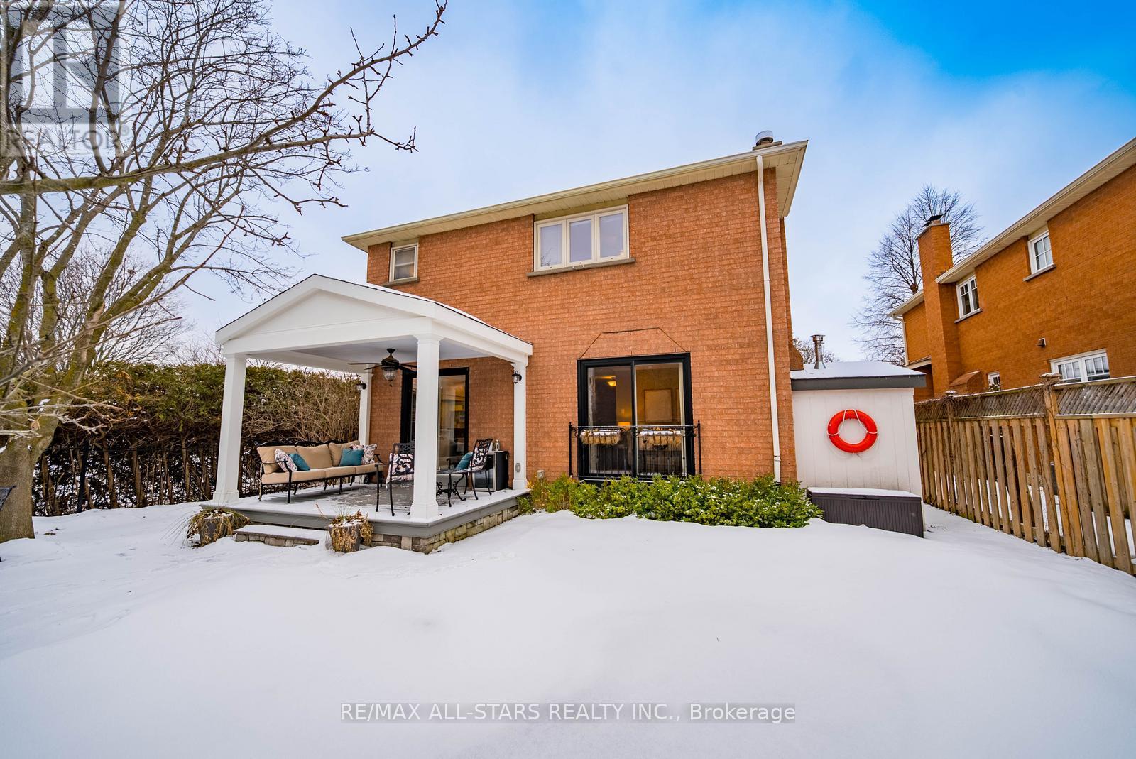 1 Alderwood Street, Whitchurch-Stouffville, Ontario  L4A 5C9 - Photo 44 - N12693926