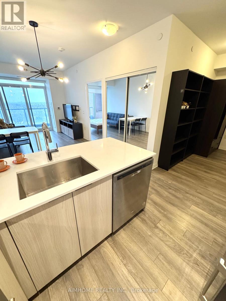 807 - 99 Eagle Rock Way, Vaughan, Ontario  L6A 5A7 - Photo 15 - N12693938