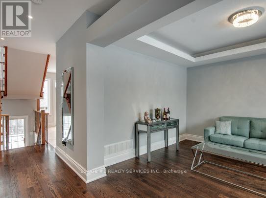 32 River Rock Crescent, Brampton, Ontario  L7A 2W4 - Photo 6 - W12693922