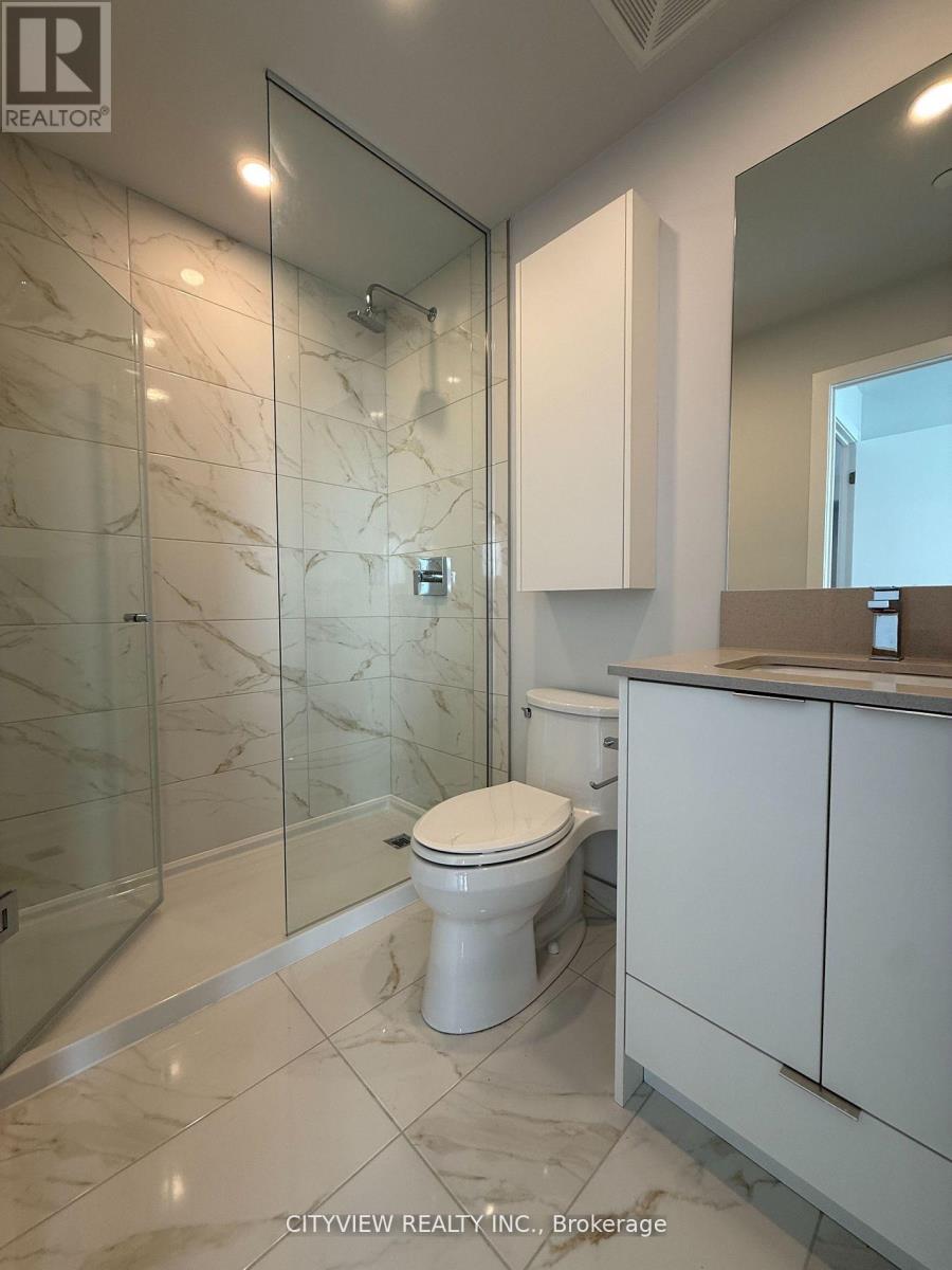 4807 - 430 Square One Drive, Mississauga, Ontario  L5B 0L6 - Photo 10 - W12693928