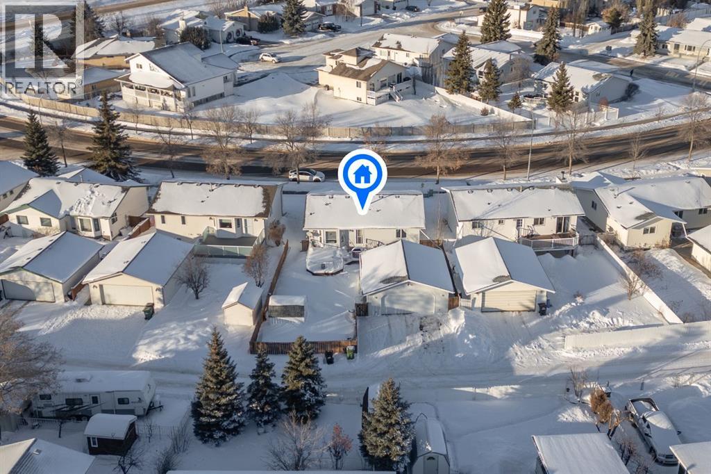 6611 54 Avenue, Camrose, Alberta  T4V 4M1 - Photo 2 - A2278442