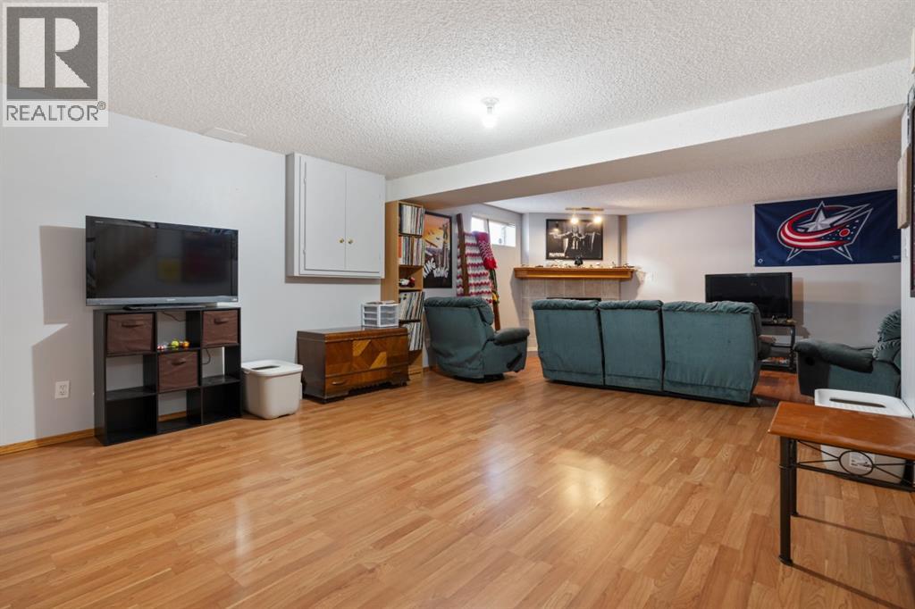 6611 54 Avenue, Camrose, Alberta  T4V 4M1 - Photo 22 - A2278442