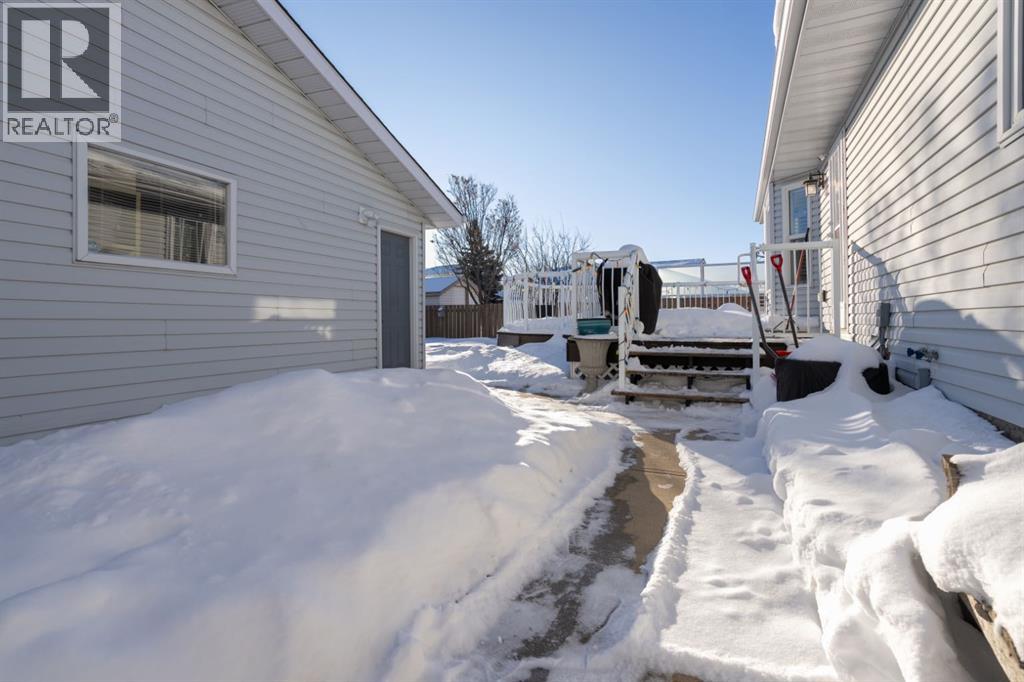 6611 54 Avenue, Camrose, Alberta  T4V 4M1 - Photo 31 - A2278442