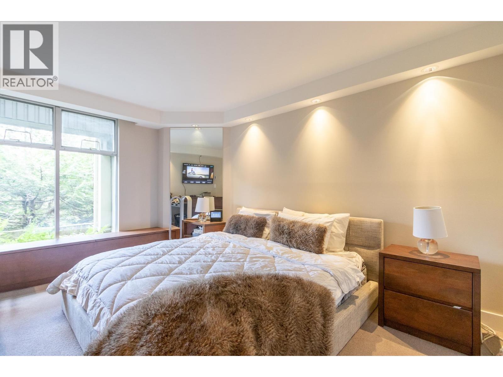 105 4910 Spearhead Place, Whistler, British Columbia  V8E 1G1 - Photo 11 - R3077524