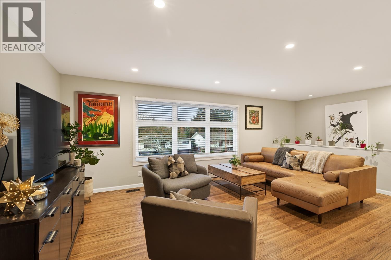 2568 Carnation Street, North Vancouver, British Columbia  V7H 1H5 - Photo 4 - R3079312