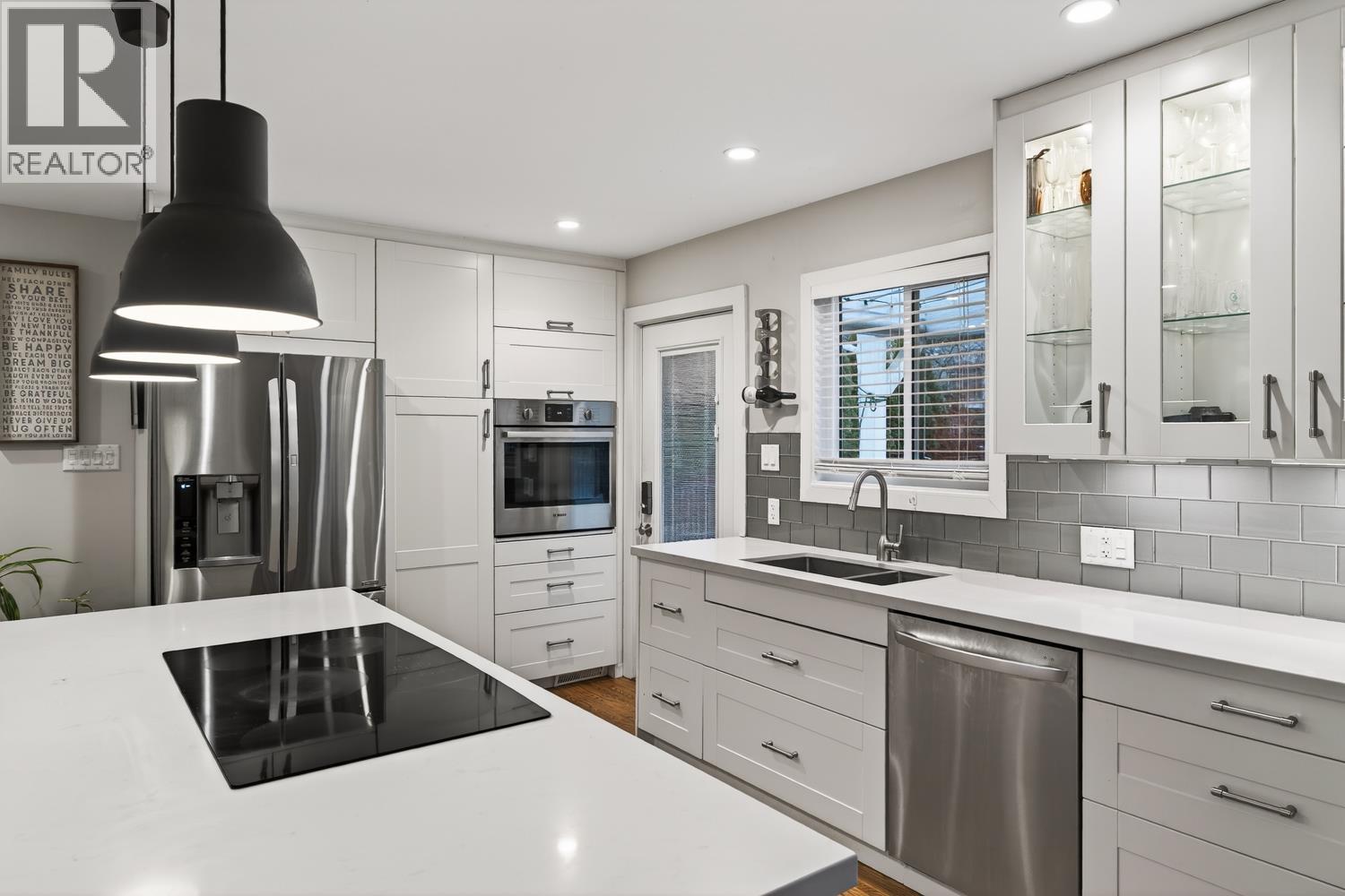 2568 Carnation Street, North Vancouver, British Columbia  V7H 1H5 - Photo 11 - R3079312