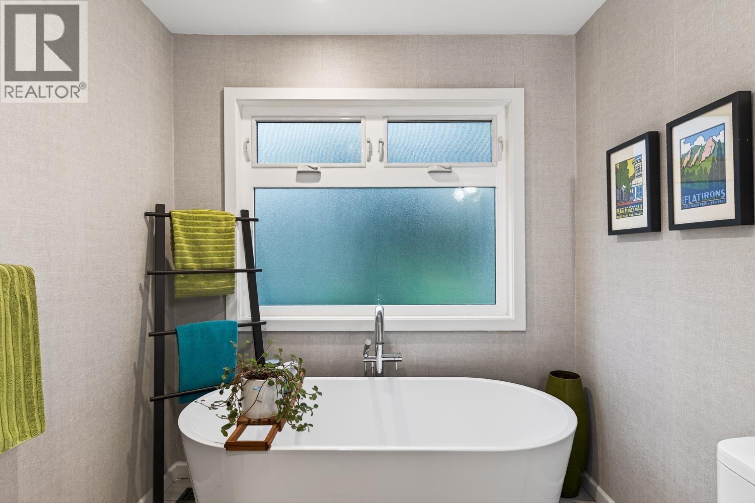 2568 Carnation Street, North Vancouver, British Columbia  V7H 1H5 - Photo 18 - R3079312