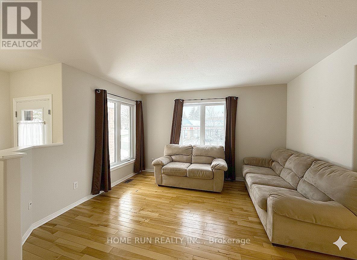 62 Highmont Court, Ottawa, Ontario  K2T 1B2 - Photo 10 - X12693960