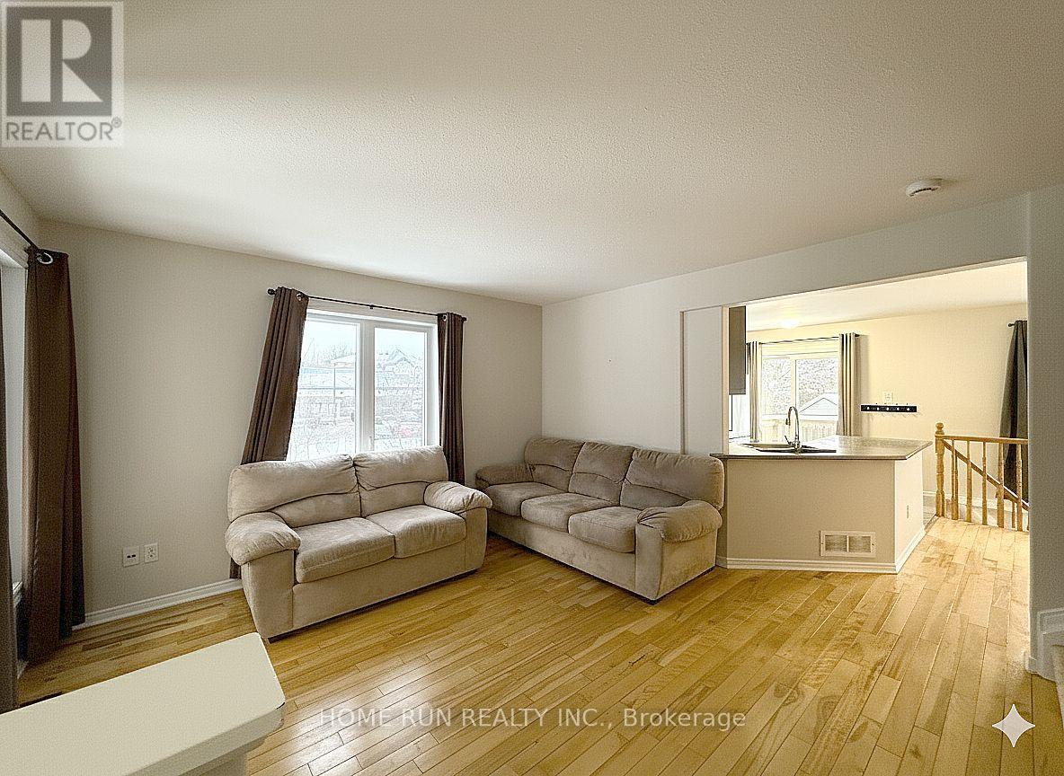 62 Highmont Court, Ottawa, Ontario  K2T 1B2 - Photo 8 - X12693960