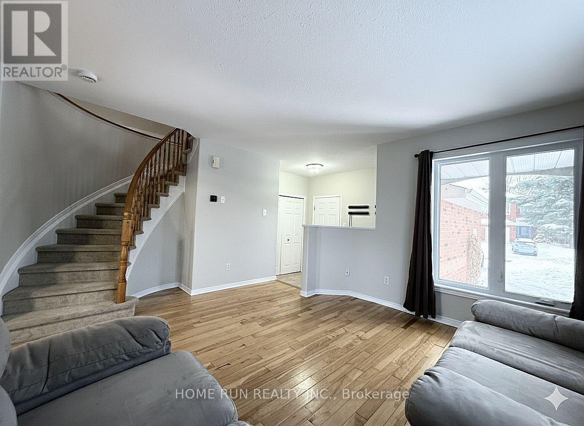 62 Highmont Court, Ottawa, Ontario  K2T 1B2 - Photo 9 - X12693960