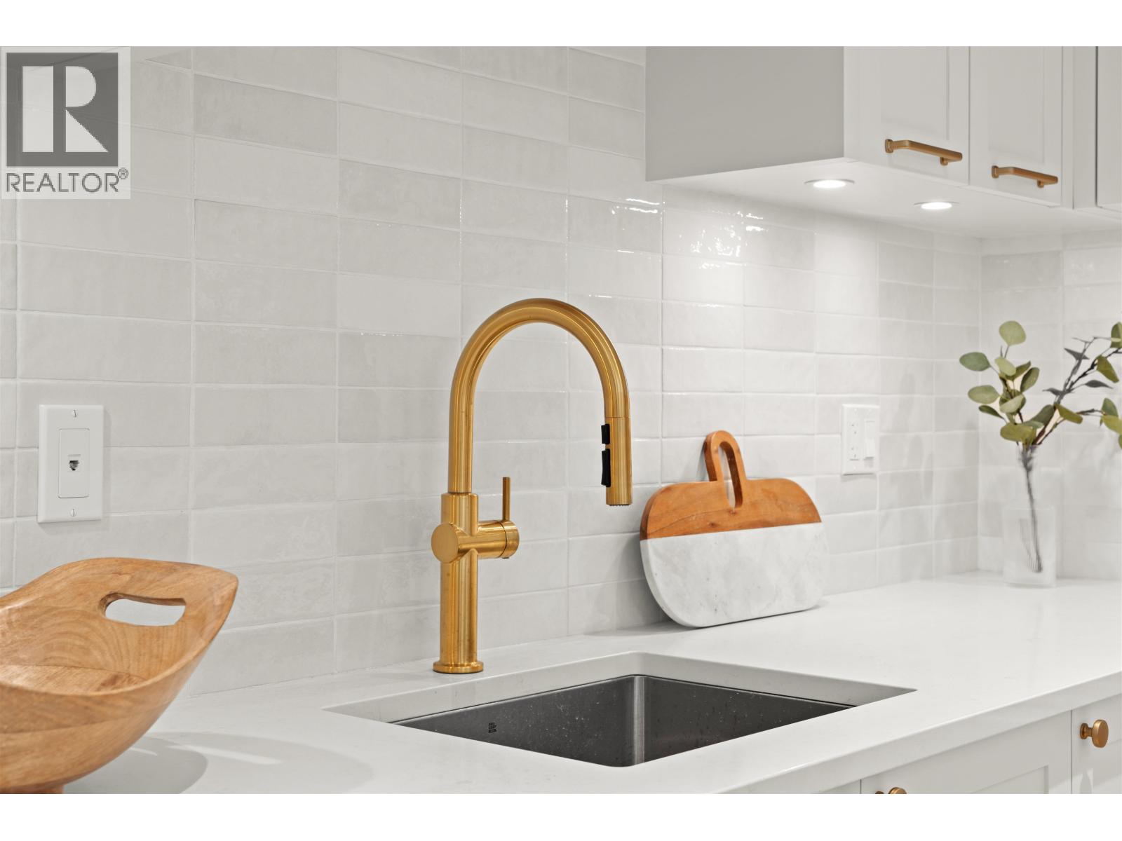 1458 W 45th Avenue, Vancouver, British Columbia  V6M 2H1 - Photo 9 - R3079390