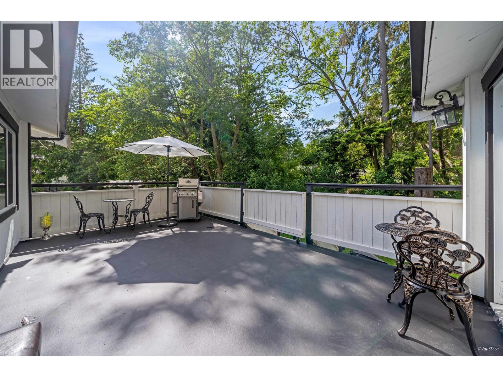 3870 Emerald Drive, North Vancouver, British Columbia  V7R 3B8 - Photo 14 - R3079388