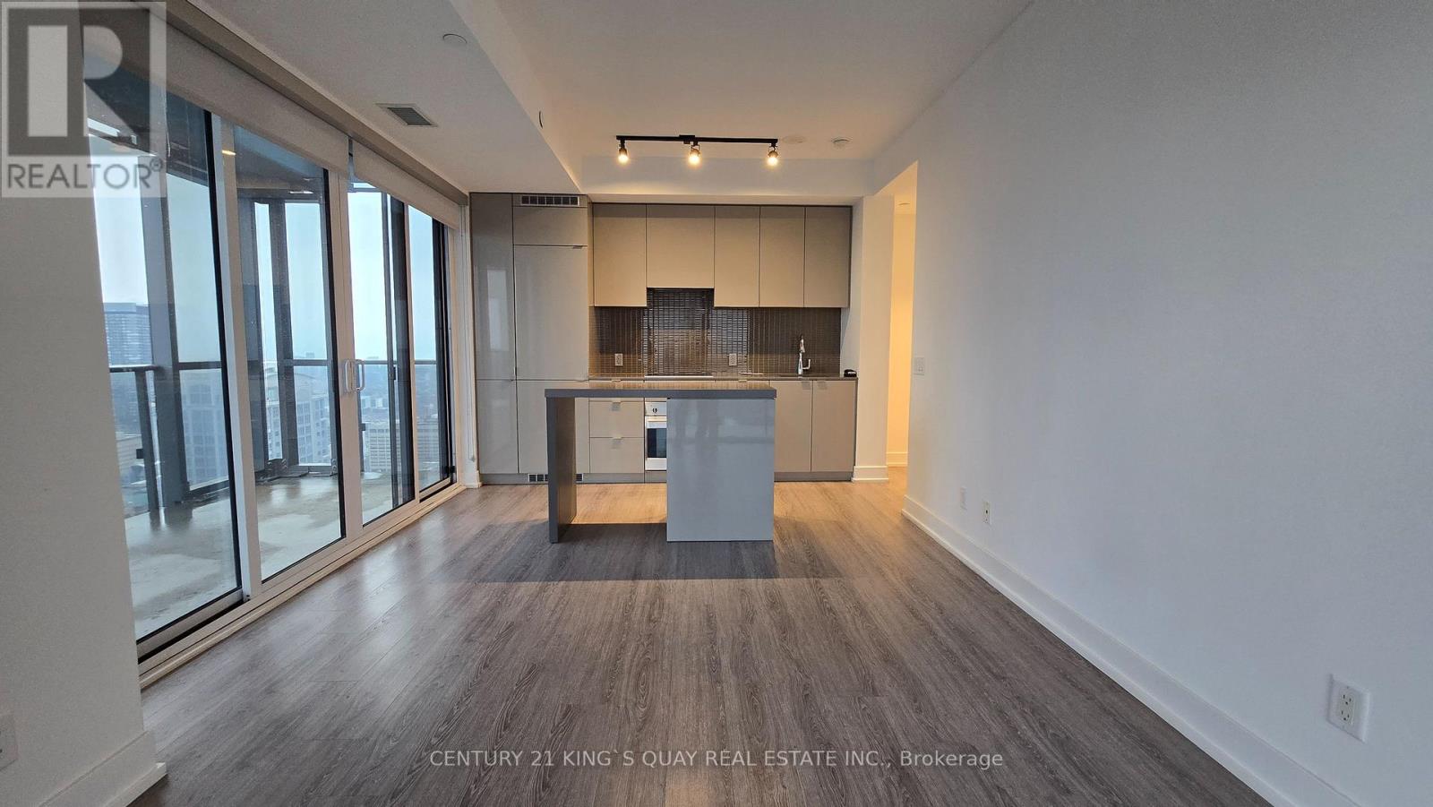 5610 - 7 Grenville Street, Toronto, Ontario  M4Y 0E9 - Photo 11 - C12693954