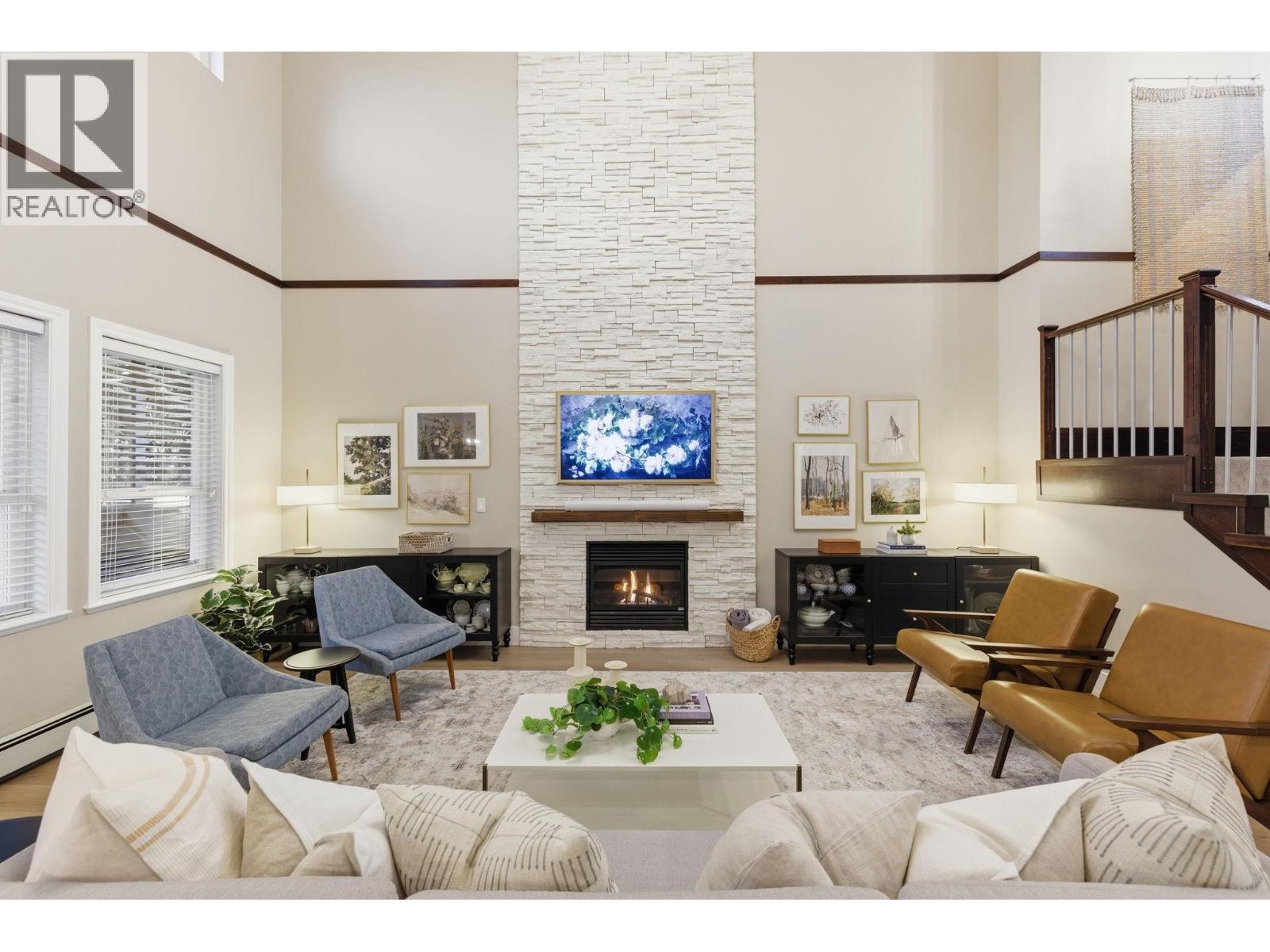 12224 194a Street, Pitt Meadows, British Columbia  V3Y 2M9 - Photo 3 - R3079391