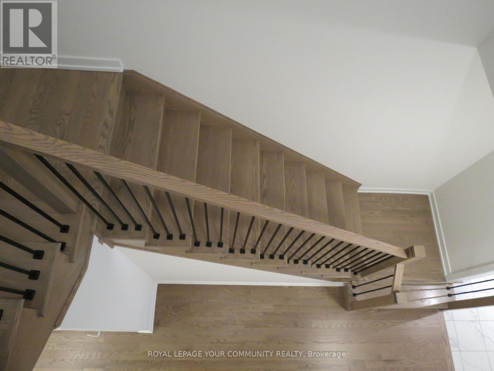 1152 Tanbark Avenue, Oakville, Ontario  L6H 8C4 - Photo 12 - W12693964