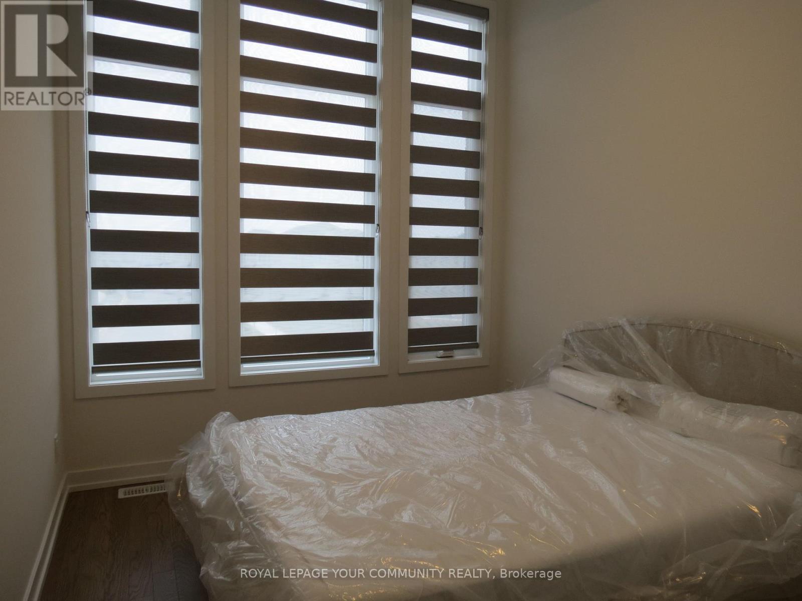 1152 Tanbark Avenue, Oakville, Ontario  L6H 8C4 - Photo 13 - W12693964