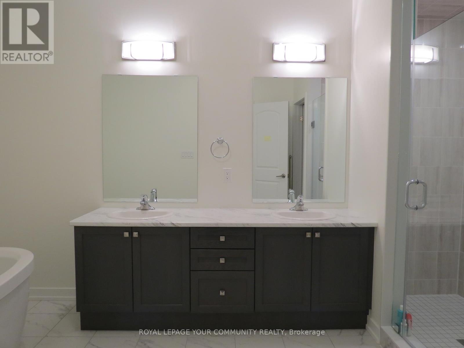 1152 Tanbark Avenue, Oakville, Ontario  L6H 8C4 - Photo 18 - W12693964