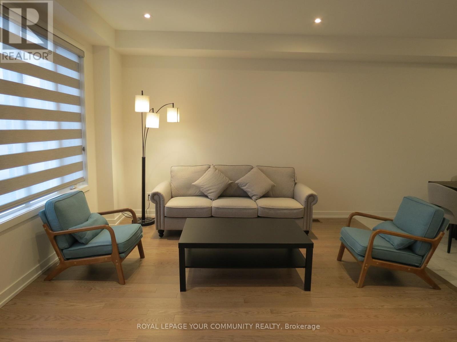 1152 Tanbark Avenue, Oakville, Ontario  L6H 8C4 - Photo 7 - W12693964