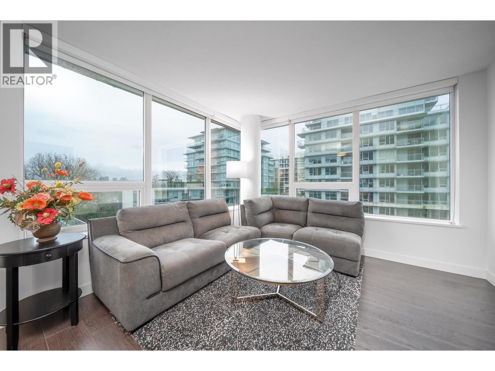 1108 8833 Hazelbridge Way, Richmond, British Columbia  V6X 0N3 - Photo 2 - R3079303