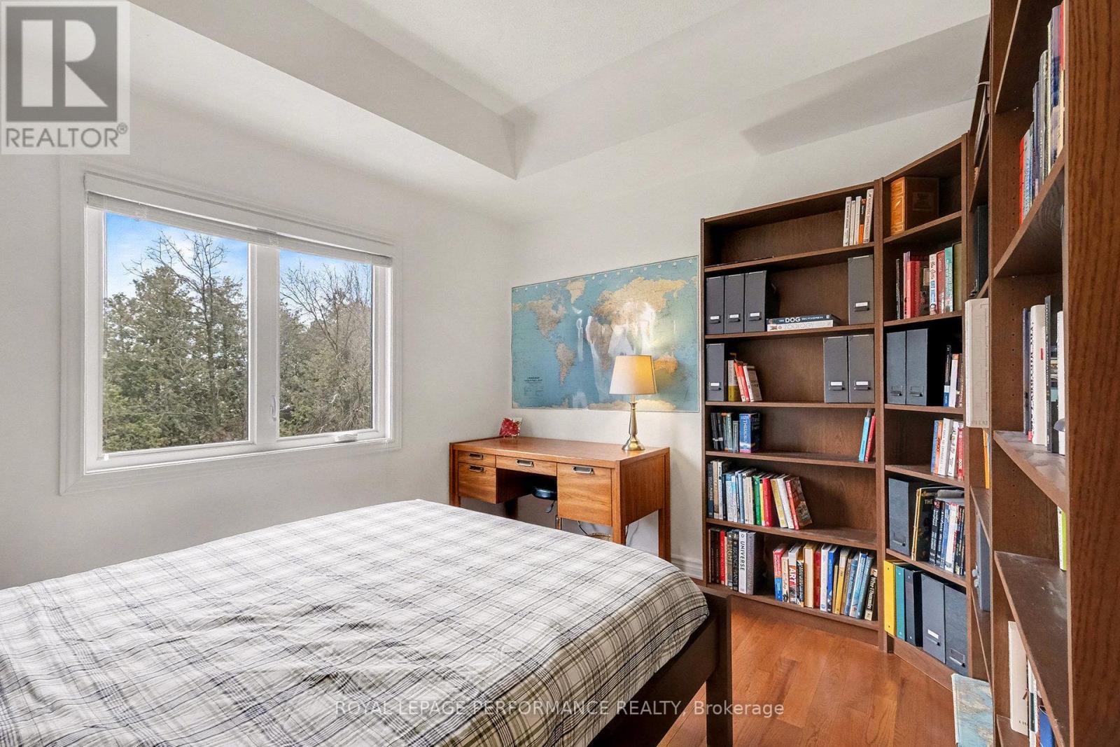 J - 362 Wood Acres Grove, Ottawa, Ontario  K1T 0M7 - Photo 15 - X12693994