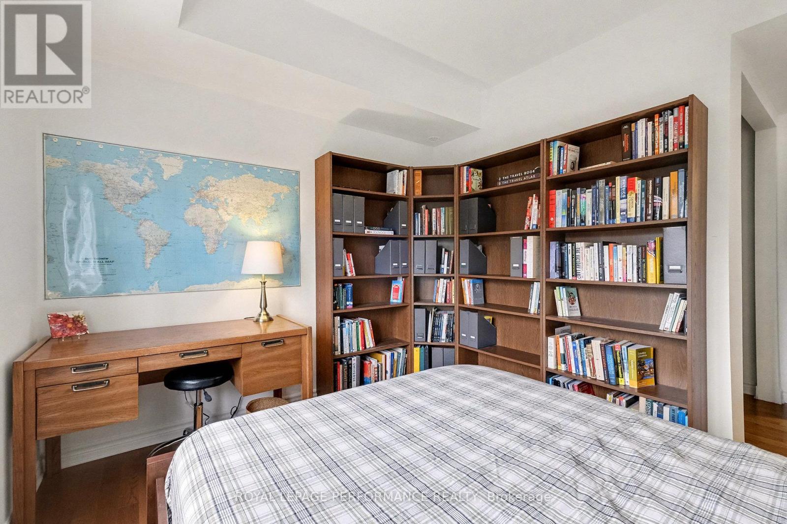 J - 362 Wood Acres Grove, Ottawa, Ontario  K1T 0M7 - Photo 17 - X12693994