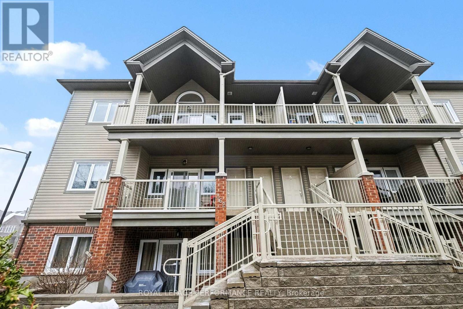 J - 362 Wood Acres Grove, Ottawa, Ontario  K1T 0M7 - Photo 3 - X12693994