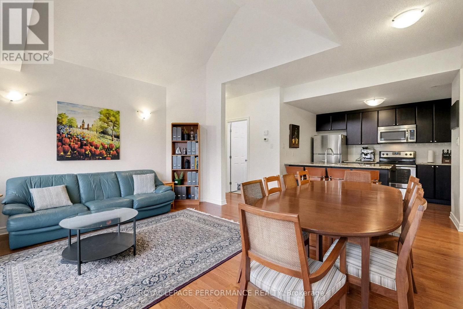 J - 362 Wood Acres Grove, Ottawa, Ontario  K1T 0M7 - Photo 6 - X12693994