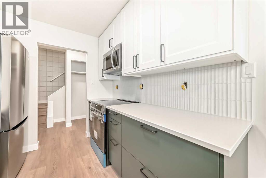 7634 24a Street Se, Calgary, Alberta  T2C 0Z7 - Photo 7 - A2272439