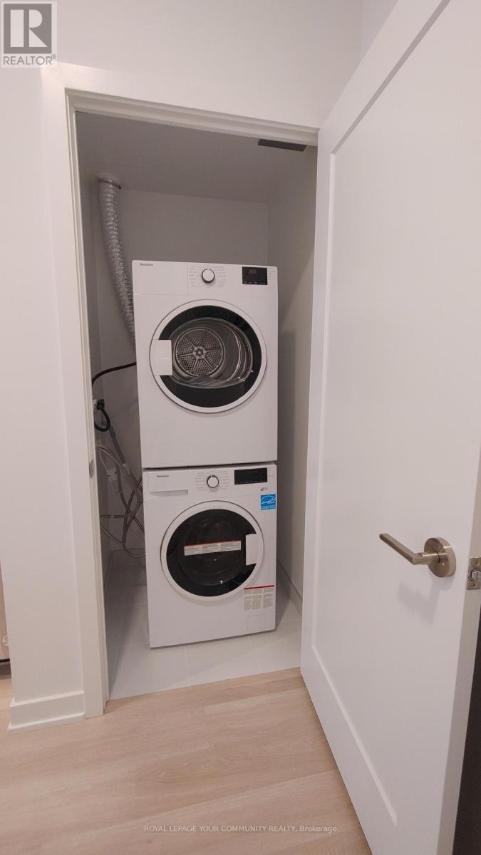 416 - 5081 Hurontario Street, Mississauga, Ontario  L4Z 3X7 - Photo 3 - W12693966