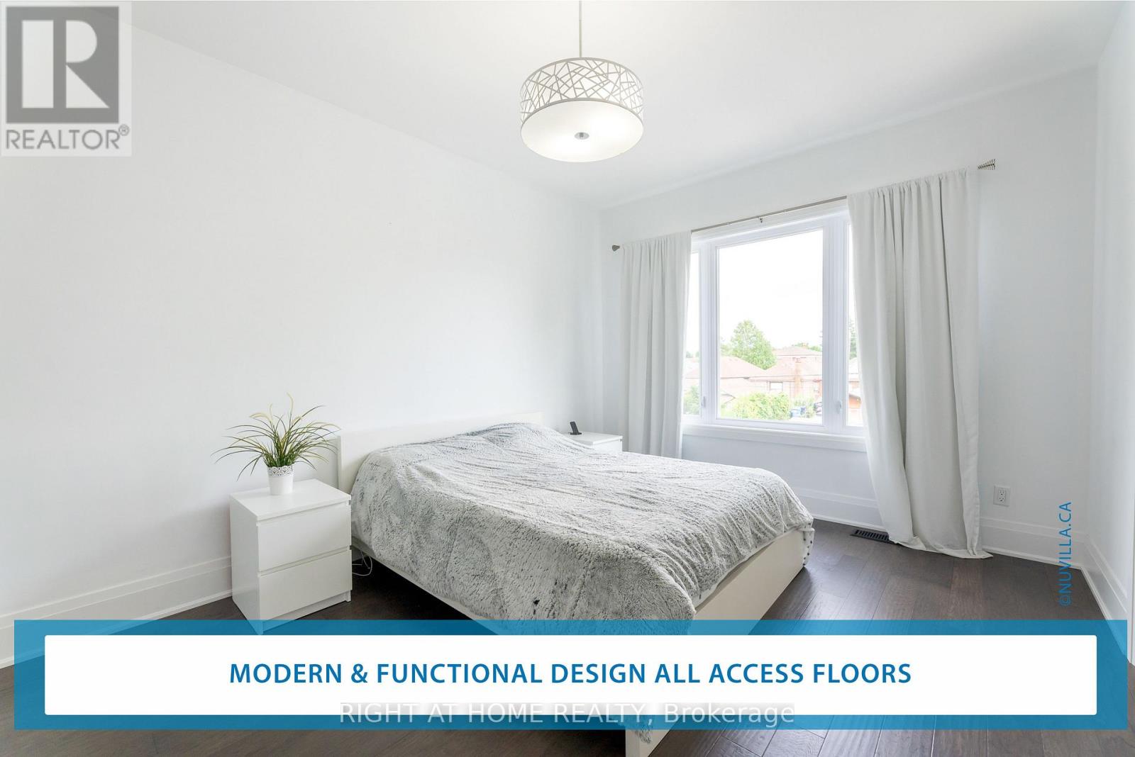 10 Marshall Boulevard, Toronto (Rockcliffe-Smythe), Ontario  M6N 2R7 - Photo 16 - W12693972