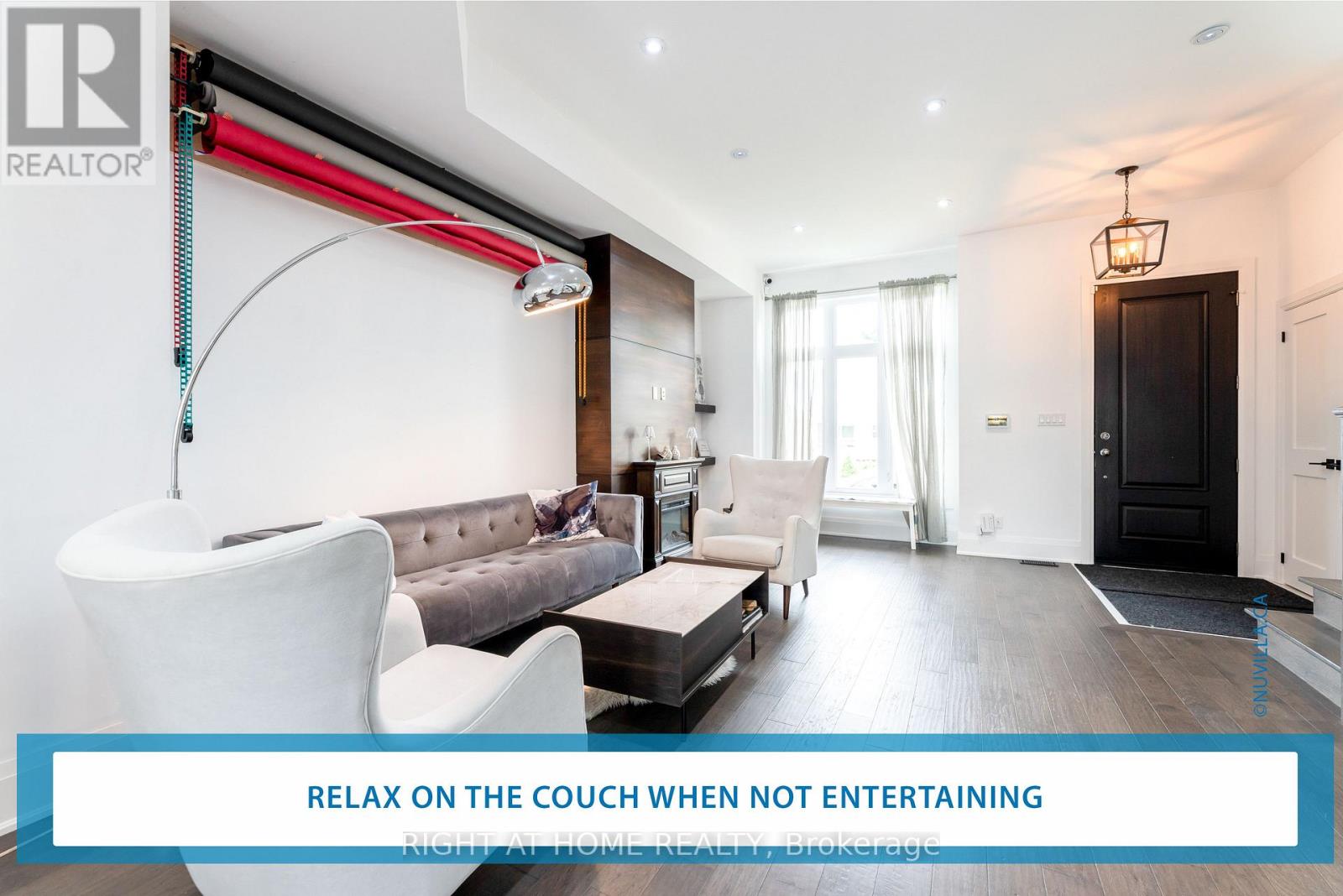 10 Marshall Boulevard, Toronto (Rockcliffe-Smythe), Ontario  M6N 2R7 - Photo 4 - W12693972