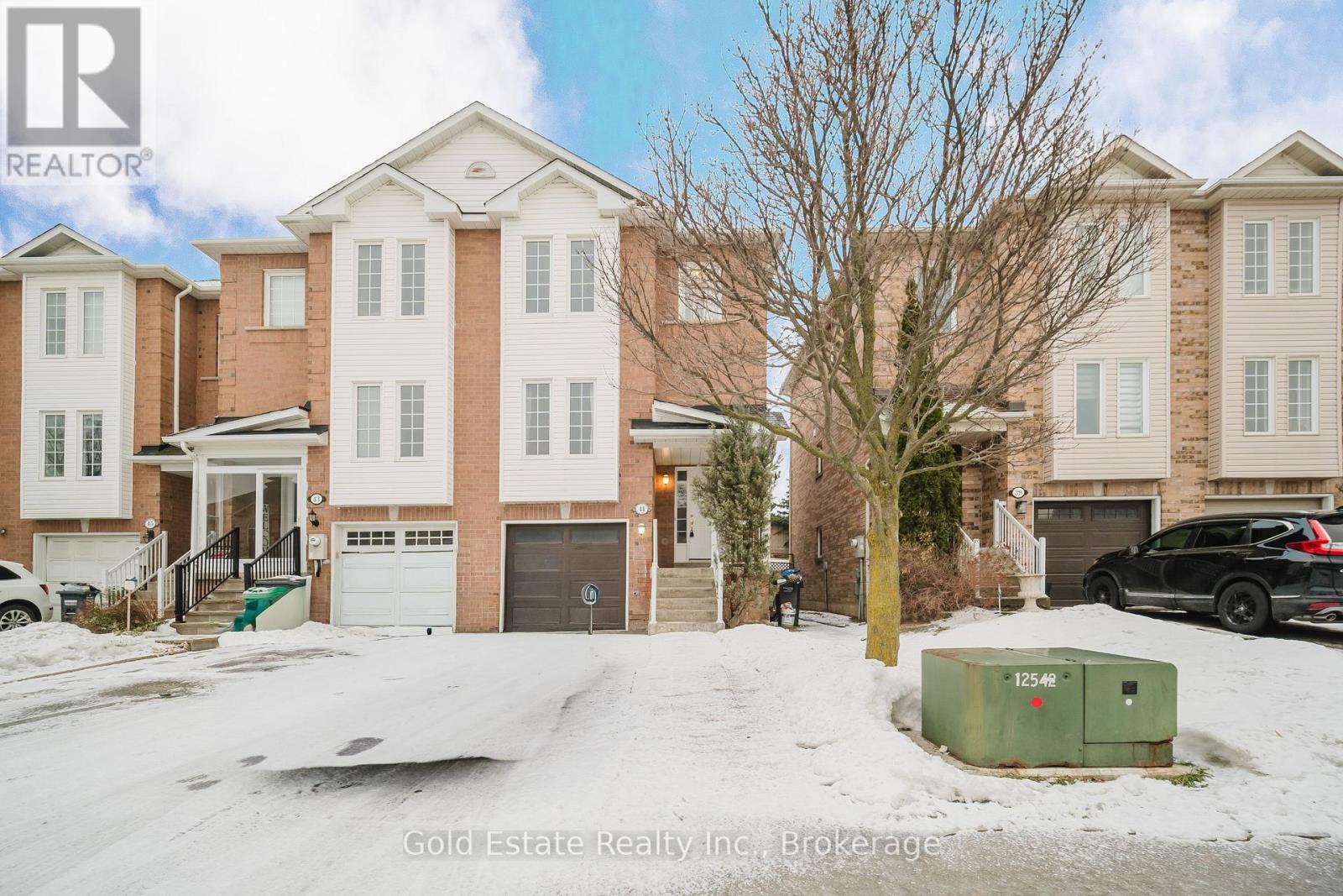 41 WILMONT COURT, brampton (fletcher's meadow), Ontario