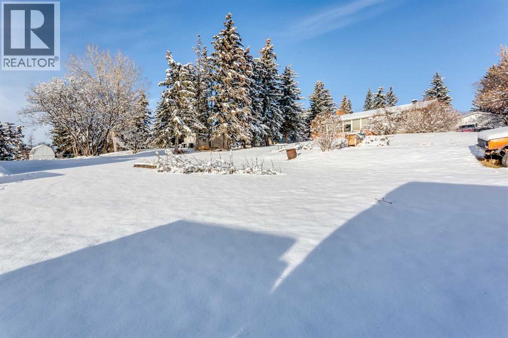 6003 Baroc Road Nw, Calgary, Alberta  T3A 4R5 - Photo 11 - A2276207