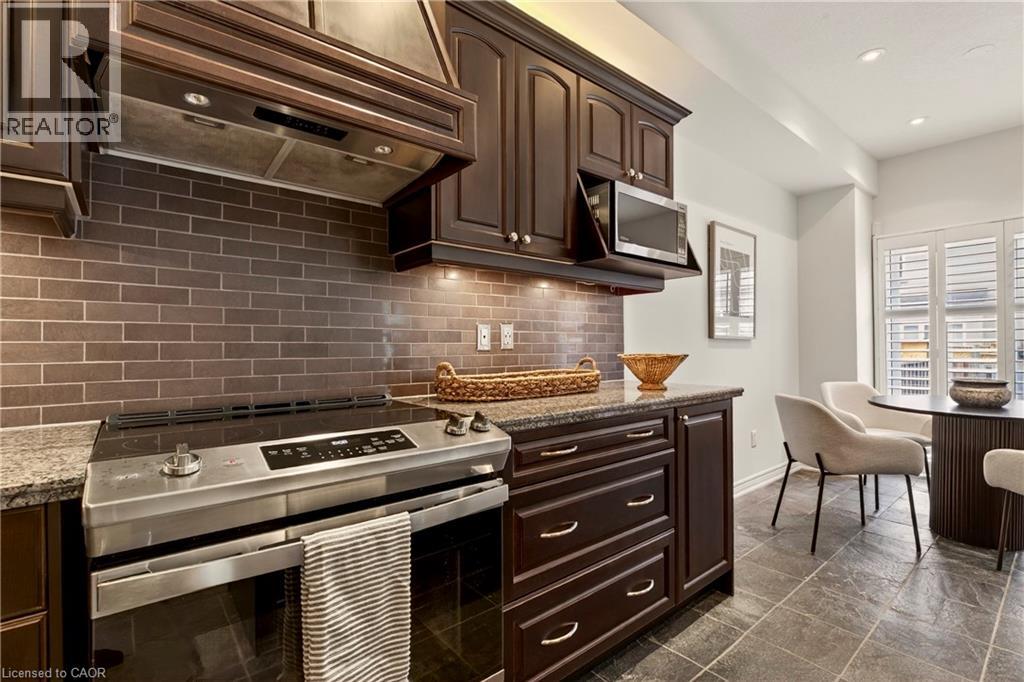 84 Forest Valley Crescent, Dundas, Ontario  L9H 0A7 - Photo 15 - 40790613