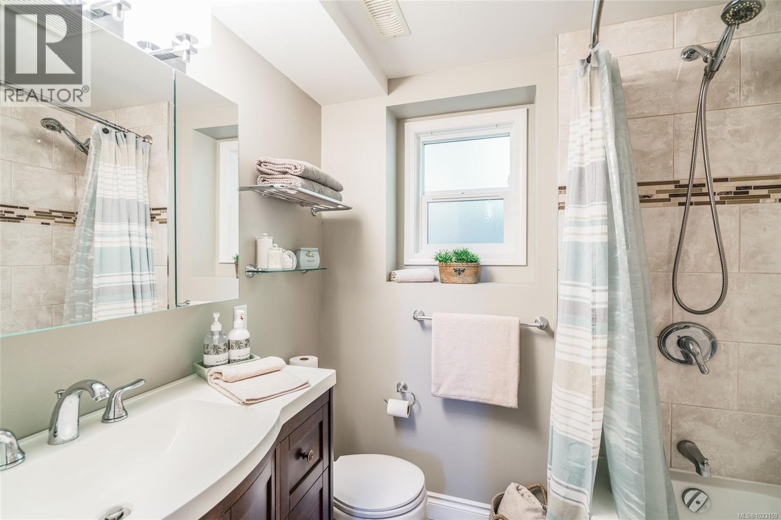 1720 Mclauchlin Dr, Courtenay, British Columbia  V9N 5S1 - Photo 32 - 1023159