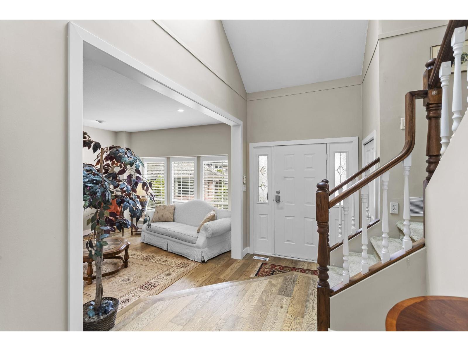 10832 Magnolia Court, Delta, British Columbia  V4E 3L4 - Photo 4 - R3077343