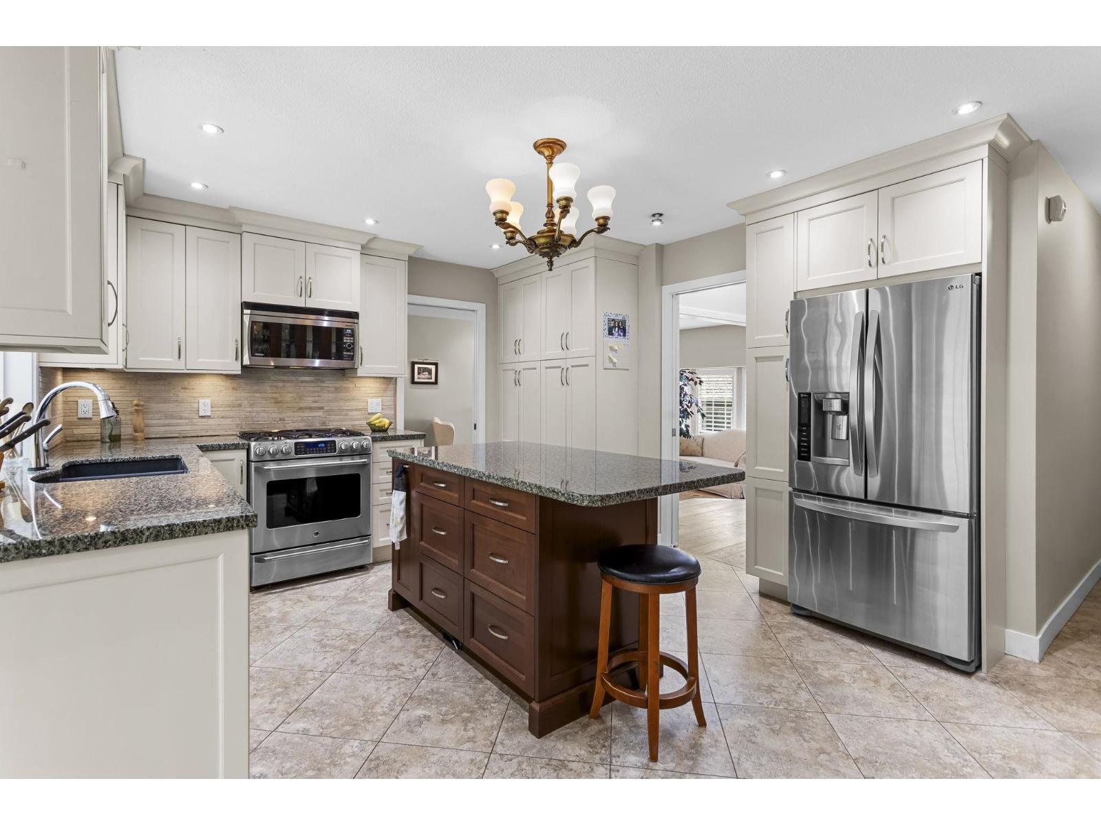 10832 Magnolia Court, Delta, British Columbia  V4E 3L4 - Photo 12 - R3077343